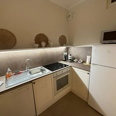 Wh - Mediterranee - A 2 Passi Dalle Spiagge Con Piscina Condominiale - Wifi Apartamento Sanremo